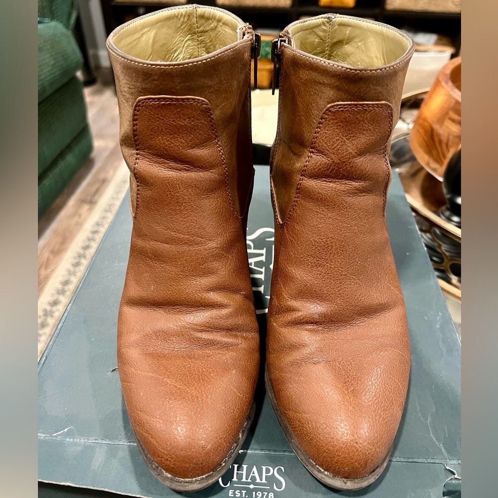 Chaps Tan Ankle Boots Size 8
